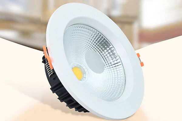 đèn led âm trần chiếu điểm
