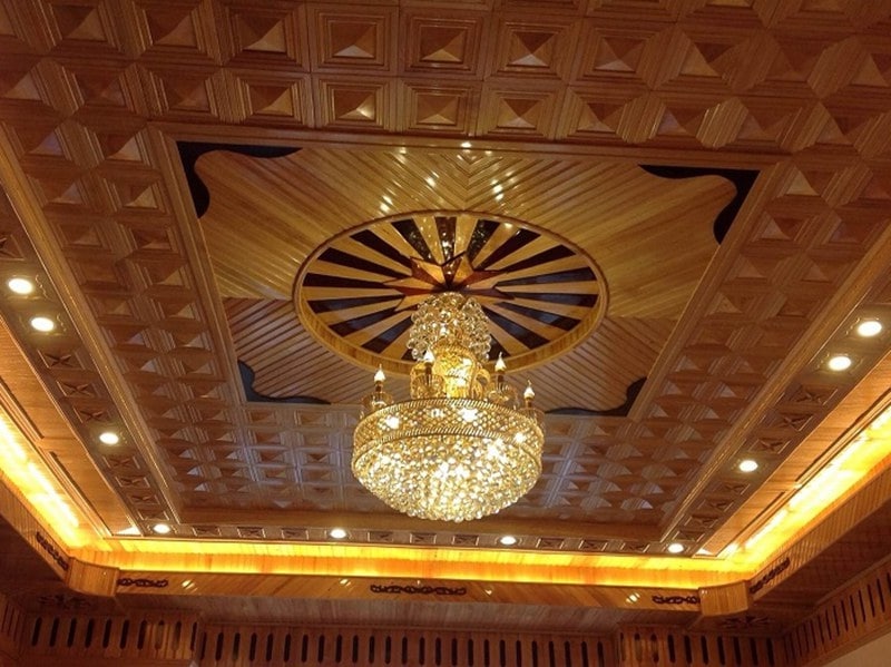 Đèn led âm trần gỗ là gì, ứng dụng ra sao? Đèn led trang trí trần gỗ